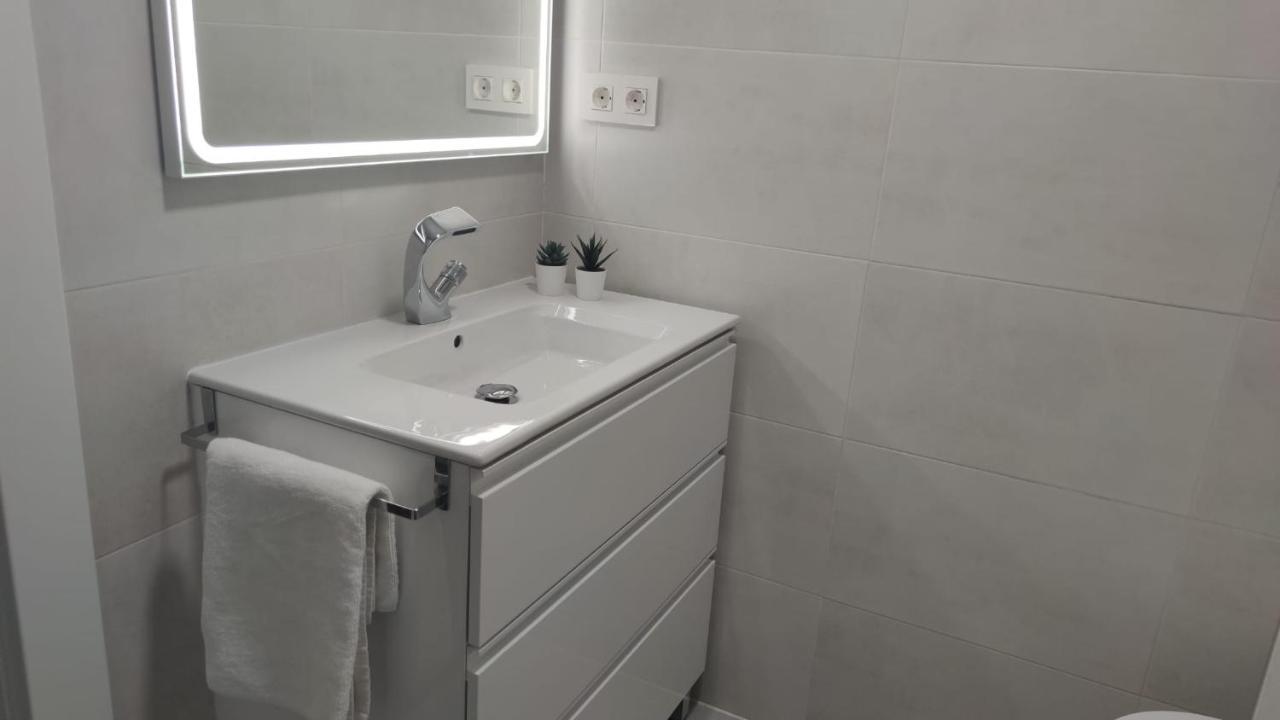 Casa Gascona Con Parking, Wifi Y Netflix Gratis!! By Delabra Apartment Oviedo